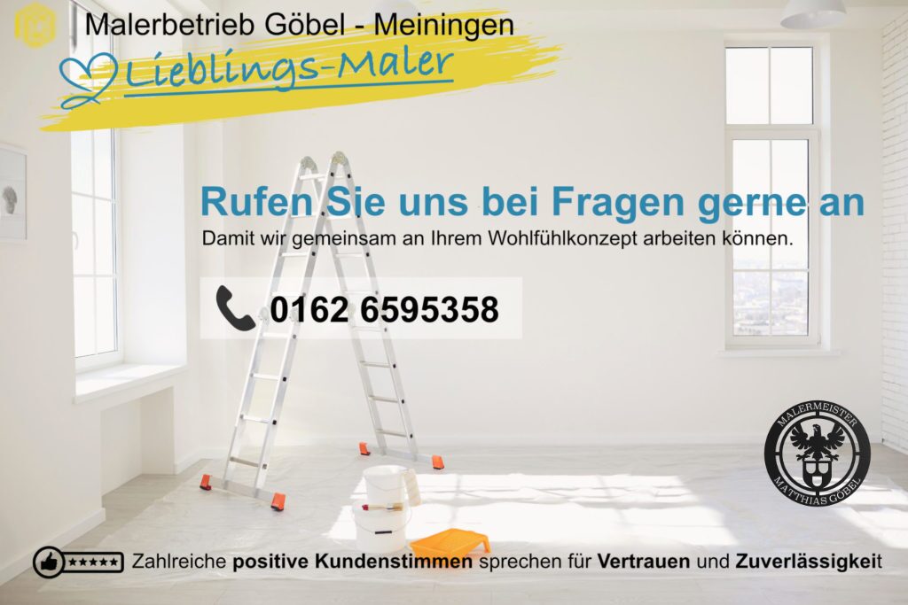 Ihr Lieblings-Maler in Hildburghausen | Malerbetrieb Göbel 7 Raum der von Malerbetrieb Göbel Malermeister aus Meiningen renoviert wird, eine Leiter in der Mitte, Werbetexte und Telefonnummer auf dem Bild im Vordergrund.